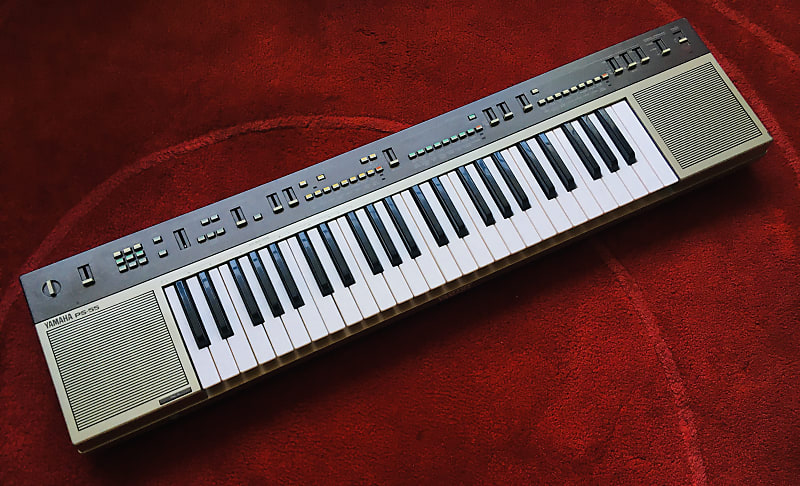【動作美品】シンセサイザー ヤマハ YAMAHA PS-55 1983年 Yamaha PS-55S Keyboard (1983) | WOLF FASCINATIONS