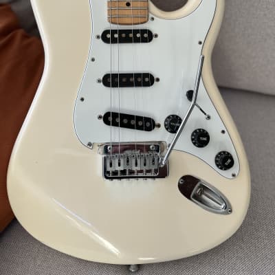 Kramer Aero Star ZX30 1984 Vintage White 6 String Electric