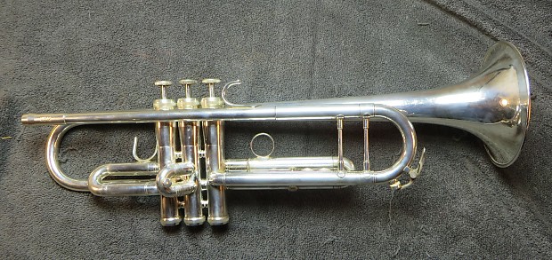 King System Blue SB12 Silver Field Bb Trumpet with case Just Serviced