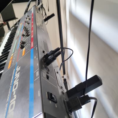 Roland Juno-106 61-Key Programmable Polyphonic Synthesizer 1984 - 1985 - Black image 6