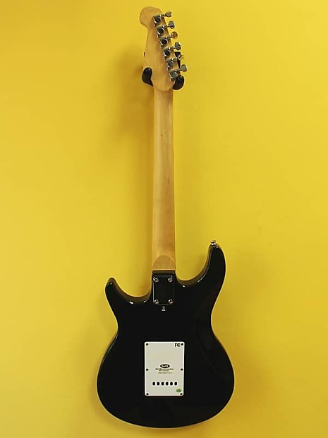 Behringer hotsell iaxe 624