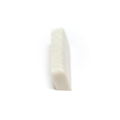 Graph Tech TUSQ Nut Slotted Martin Style 1 3/4" model PQ-M644-00 GUITAR RIGHT HAND White image 3
