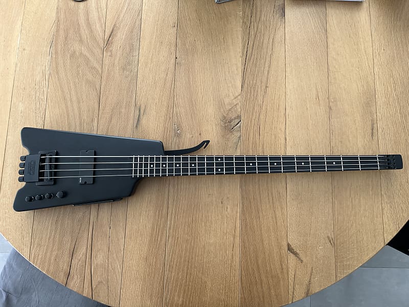 Steinberger Synapse XS-1FPA - Black