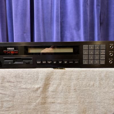 Buy used Yamaha TX16W Digital Wave Filtering Sampler with floppy library