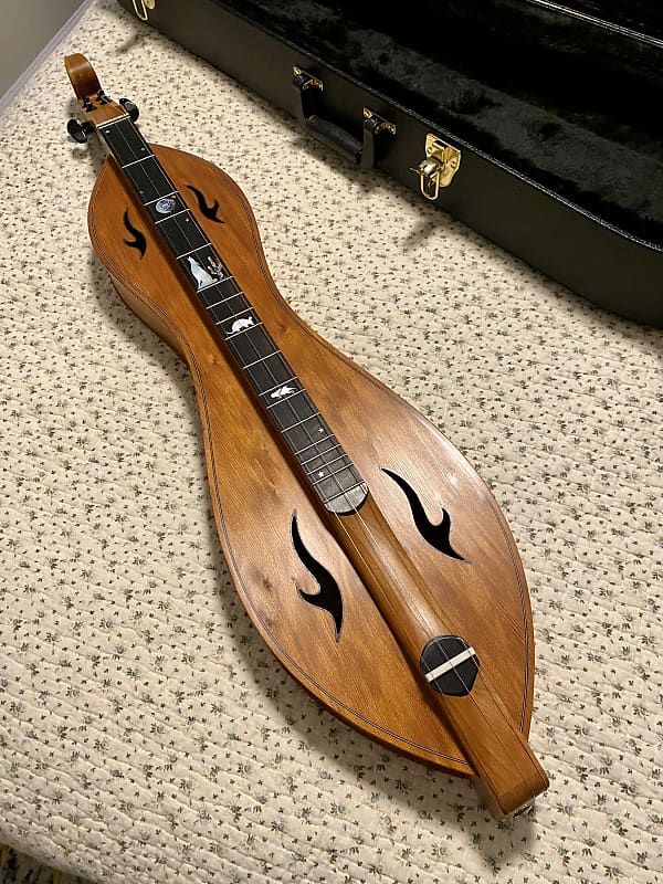 Mccafferty dulcimer store