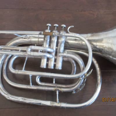 King brand Silver Marching  French horn with mouthpiece, made in USA image 3