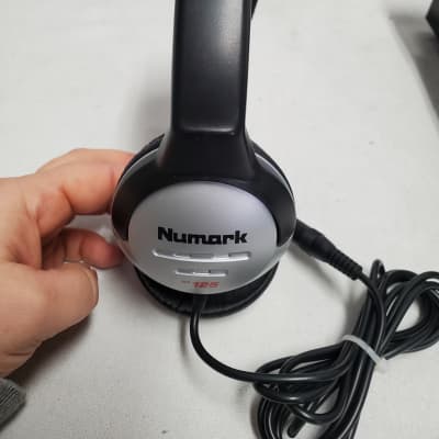 Numark DM950 2 CH 8" DJ Scratch Mixer & Numark HF125 Headphone Bundle #697 Good Used Condition image 6