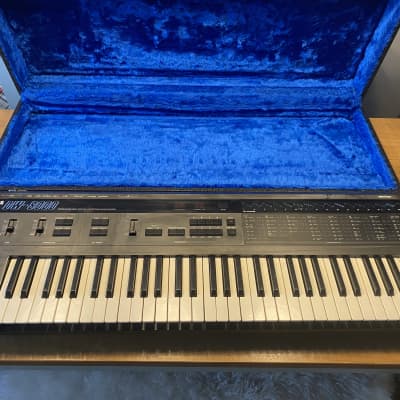 Korg DW 8000 1985 - 1987 - Black