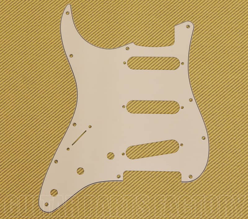 005-6199-000 Genuine Fender Lefty Parchment Strat/Standard Stratocaster® Pickguard image 1