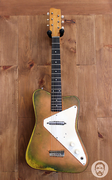 Danelectro Pro 1 vintage guitar Refinished 60s screamer