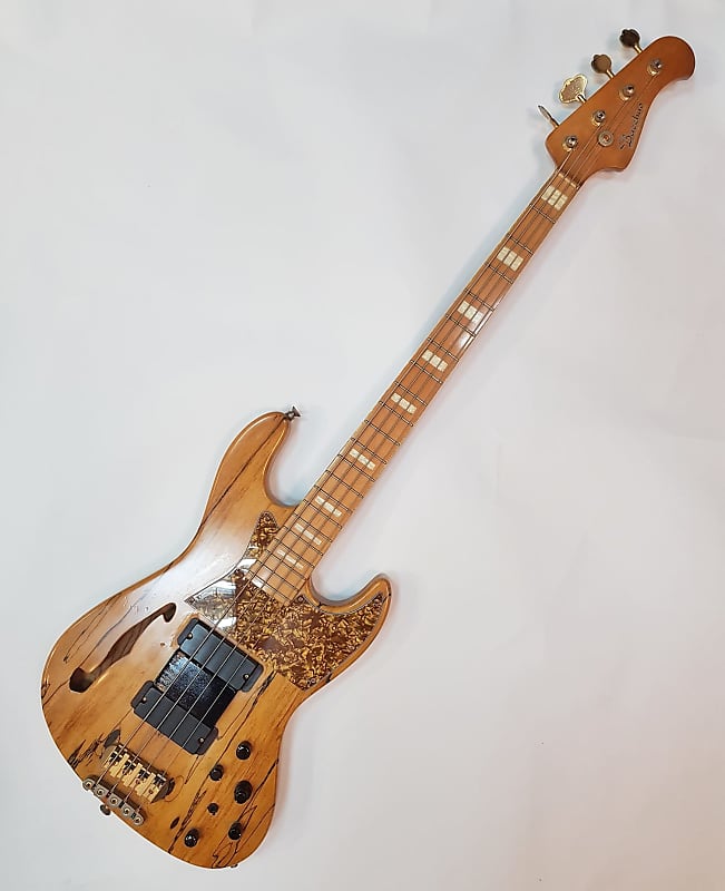 Bacchus Bass handmade by Headway Guitars 2002