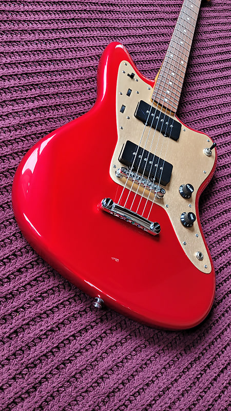 Squier Deluxe Jazzmaster ST