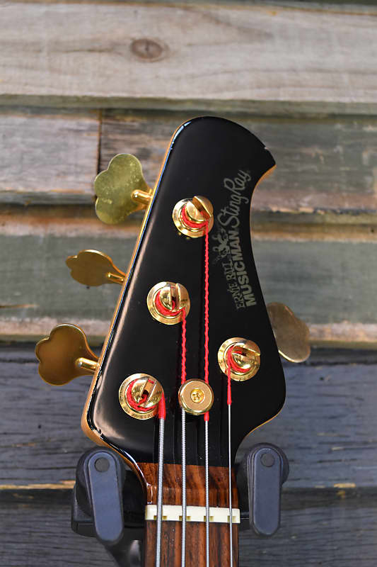 MUSICMAN Stingray 2006年USA製 2ハム仕様 Ernie Ball USA Music Man 2006 Limited Edition Stingray HS