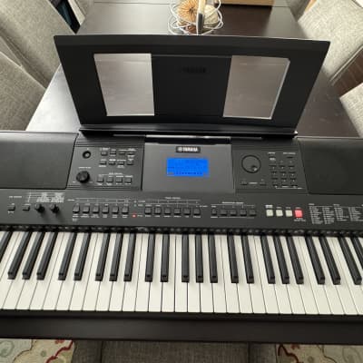 Yamaha PSR-E453 61-Key 758 Voice Portable Keyboard 2010s - Black