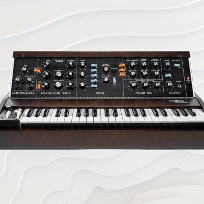Moog Minimoog Model D Reissue 44-Key Monophonic Synthesizer