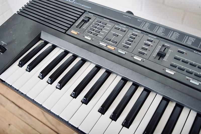 Roland E-20 vintage keyboard synthesizer-synth for sale