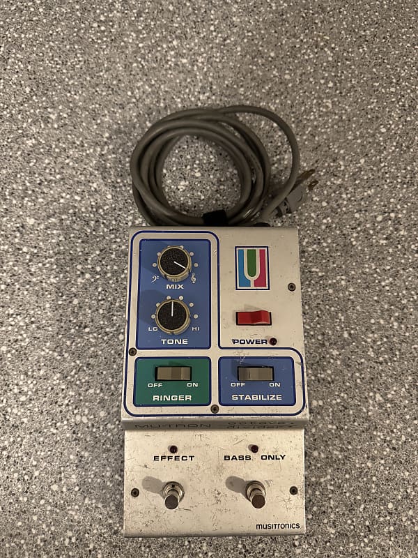 Mu-Tron Octave Divider