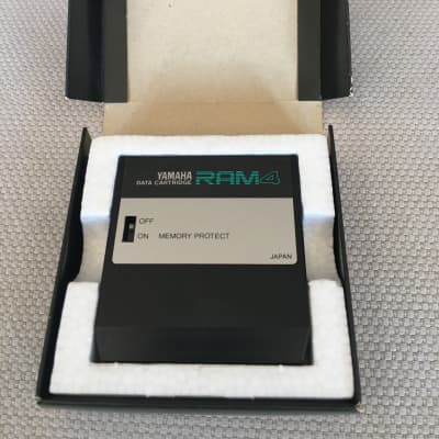 Yamaha RAM4 DATA CARTRIDGE for TX802 DX7II S FD RX5 RX7 NEW Battery. #2 image 2
