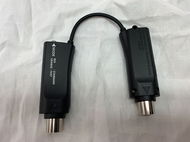 Roland WM-1 Bluetooth wireless MIDI adapter | Reverb