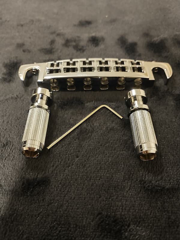 Golden Age Low Profile Wraparound Bridge (metric studs, Reverb