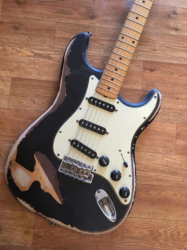 □ESP 400 Series Stratocaster ストラトキャスター