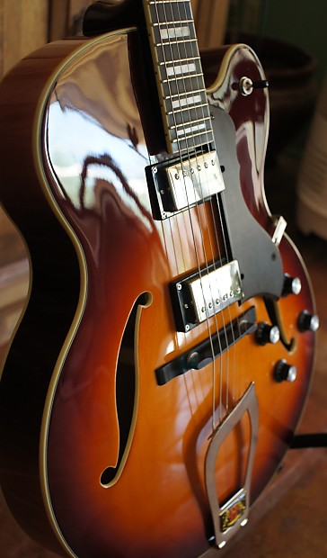 Hagstrom HJ600 セミアコースティックギター Hagstrom Jazz Model HJ-600 Semi-Hollow Electric Guitar