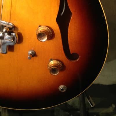 Gibson EB-2 1964 Sunburst image 4