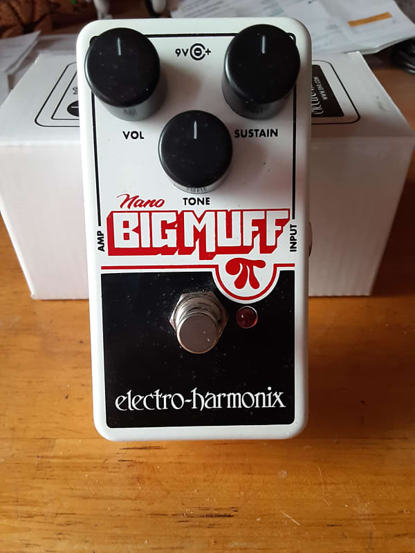Electro-Harmonix Nano Big Muff Pi Distortion / Sustainer 2013 - Present - White / Black / Red image 1