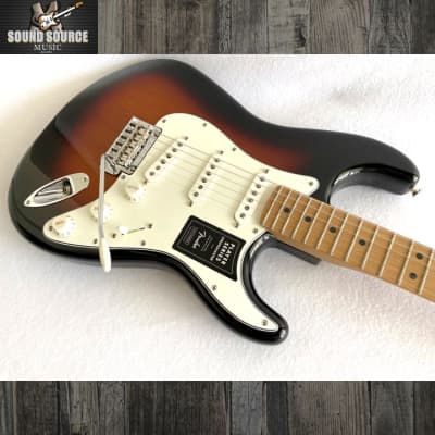 Fender Limited Edition Player Series Stratocaster, Roasted Maple Neck 2023 - 3 Tone Sunburst image 3
