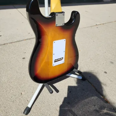 G&L Tribute Series Legacy with Rosewood Fretboard Left-Handed 2022 3-Tone Sunburst image 8