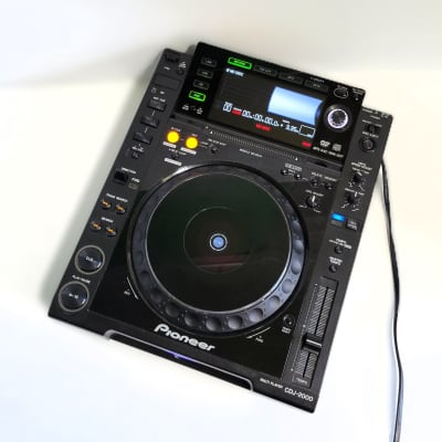 Pioneer CDJ-2000 Professional Multi Media Player | Reverb Canada