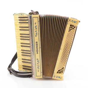 Hohner Accordion 41-Key 120 Bass W/ Case German Made Fairfax