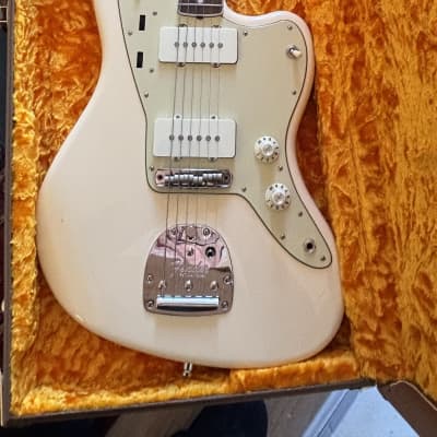 Fender Made in Japan Heritage Series 60s Jazzmaster White