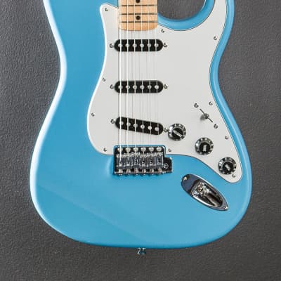 Fender MIJ Limited International Color Stratocaster - Maui Blue w/Maple image 2