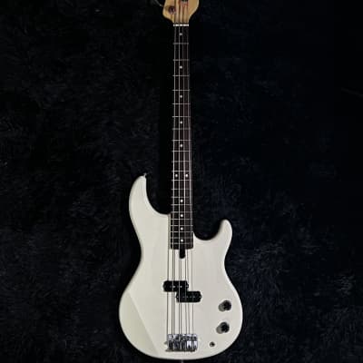 1992 Yamaha BB200 Broad Bass with upgraded pickup - White for sale