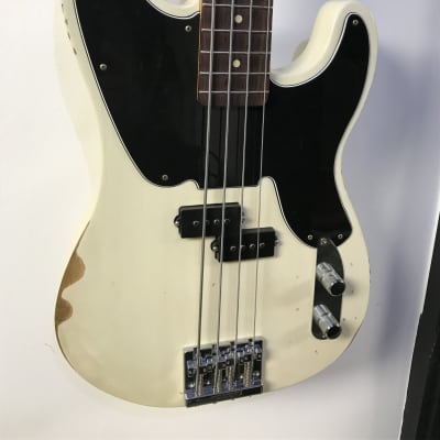 Fender Mike Dirnt Road Worn Precision Bass 2021 - White for sale