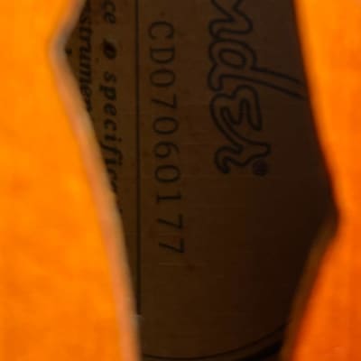 Fender FM 52E 2000s - Tobacco Burst Electro-Acoustic Mandolin image 3