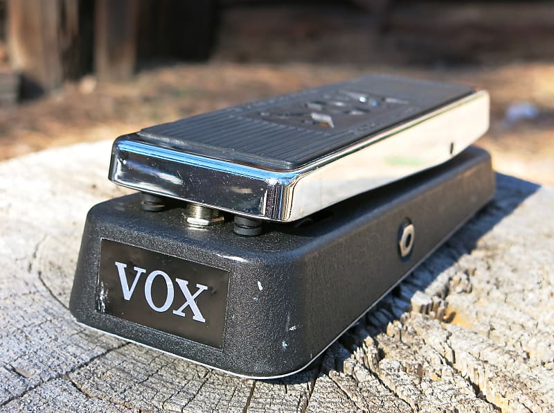 Vox V847A Wah Pedal - Cosmo Music | Canada's #1 Music Store - Shop, Rent,  Repair