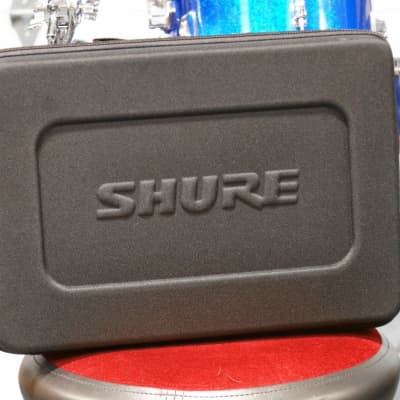 Shure DMK57-52 Drum Microphone Kit (3) SM57, (1) Beta 52A,  Padded Case image 4