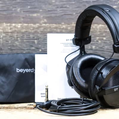 Beyerdynamic DT 770 M 80 Ohms Closed-Back Monitor Headphones w/High Attenuation image 3