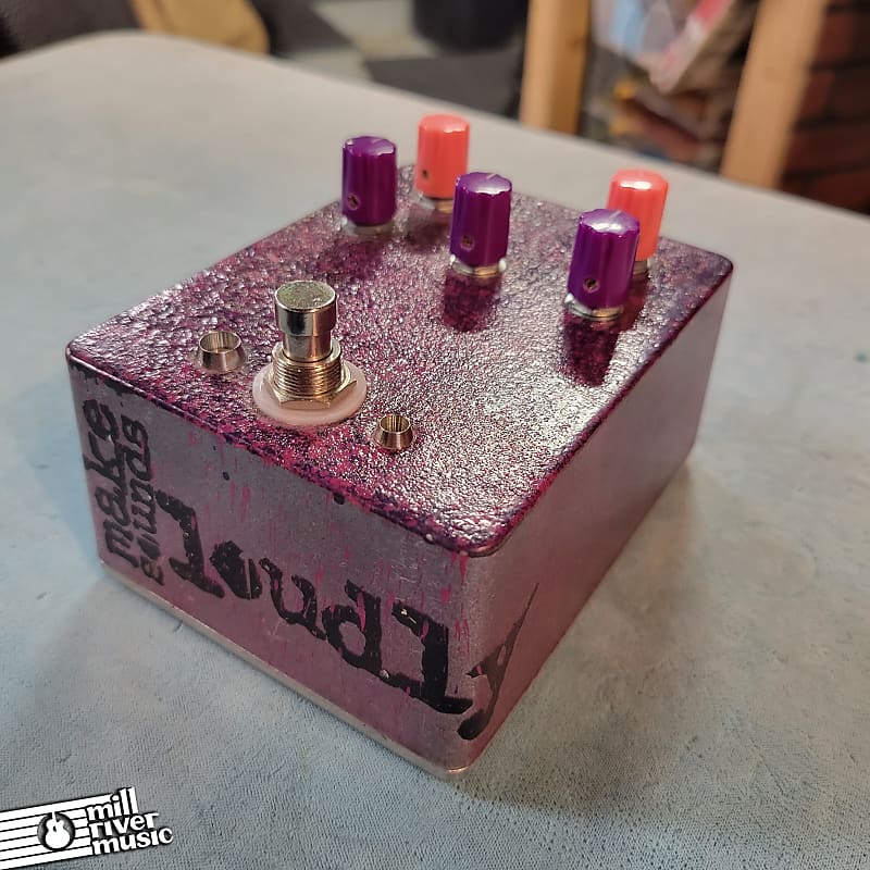 Make Sounds Loudly Delay Effects Pedal Used