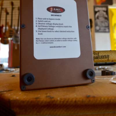 Amprx Power Solutions Brown Box 2022 Brown & Gold image 5