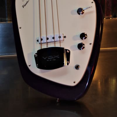 Vox Phantom IV Bass 1966. Iconic VOX design. Totally refurbished. Purple metallic finished. image 4