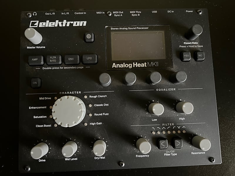 Elektron Analog Heat +FX na Gear4Music.com