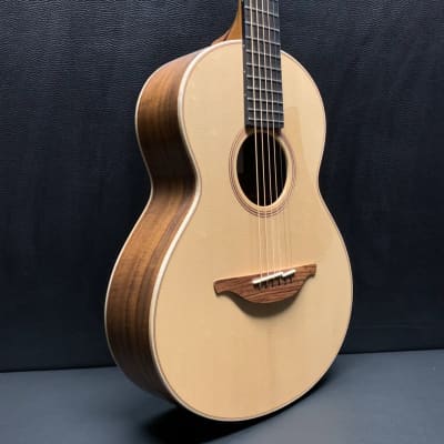 Lowden 023 on sale