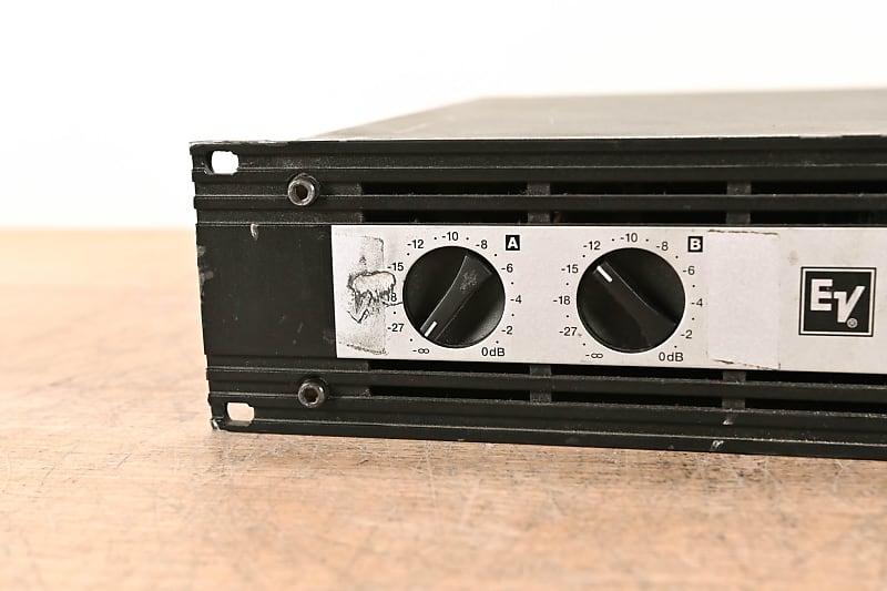 3つ　EV Electro Voice エレクトロボイス CP1800 EV Electro Voice エレクトロボイス CP1800 パワーアンプ Yahoo