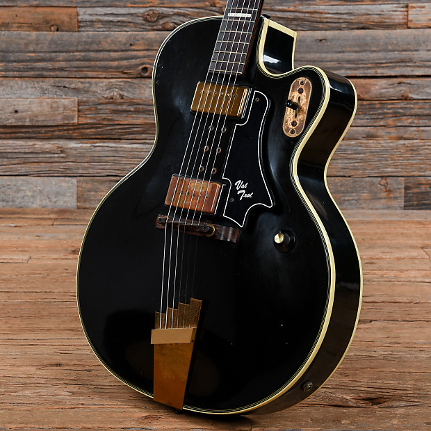 Supro hollow new arrivals body guitar