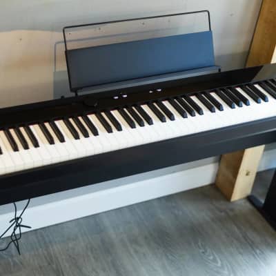 Casio PX-S1100CS Privia Digital Piano with Stand, Black image 2