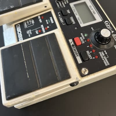 BOSS DD-20 Digital Delay Giga Delay (used)