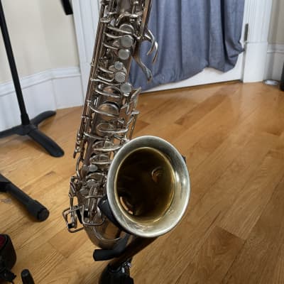 C.G. Conn “Chu Berry” Alto Saxophone 1927 - Silver image 4